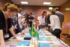 Reges Handeln an der Weltbörse